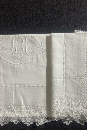 Très beau drap de mariage