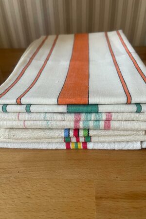 Lot de 7 torchons anciens colorés divers tailles