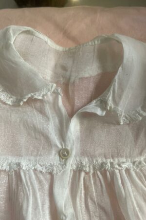 Robe de cérémonie bébé, très jolie pièce