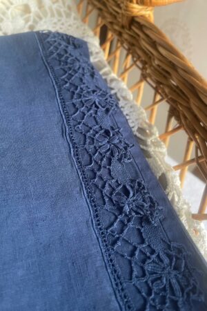 Drap pour lit enfant, jolie dentelle, teinté bleu 115/240 cm