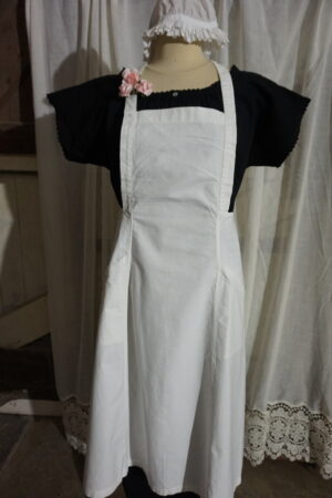 Tablier à bavette femme