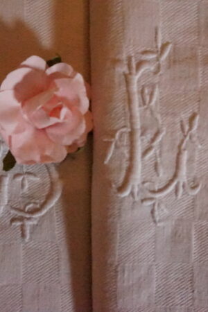 8 belles serviettes de table