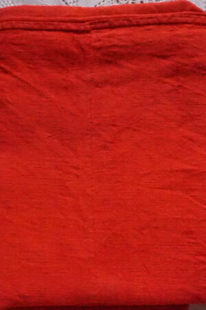 Drap ancien en lin/chanvre en 2 parties, teint rouge léger/orange foncé –180×240(années 1900–1930)