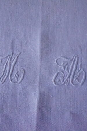 Nappe ancienne en fil – beau monogramme MA (160×240)  milieu XXᵉ siècle